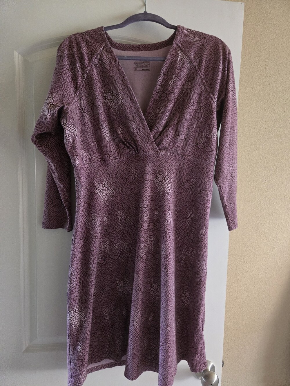 Patagonia Dress, Dusty Mauve Pattern, Wrap-Front & 3/4 Sleeve.